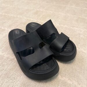 CROCS Getaway Platform H Strap Black Slide Sandals